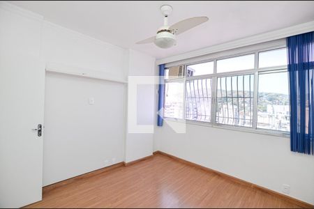Quarto 1 de apartamento para alugar com 2 quartos, 80m² em Icaraí, Niterói