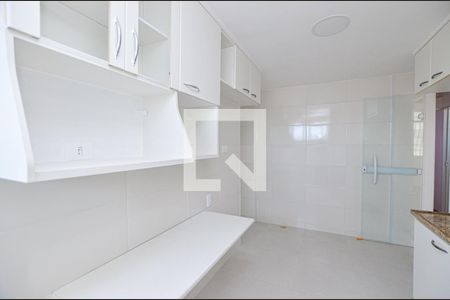 Cozinha de apartamento para alugar com 2 quartos, 80m² em Icaraí, Niterói