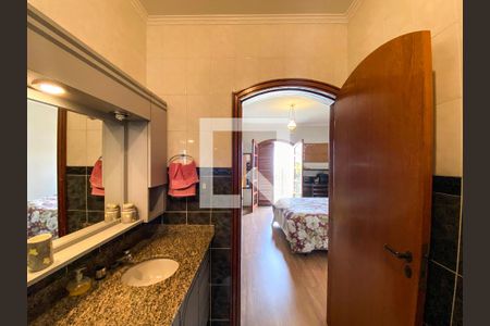 Casa para alugar com 340m², 4 quartos e 4 vagas Casa para alugar com 340m², 4 quartos e 4 vagasBanheiro da Suíte 2