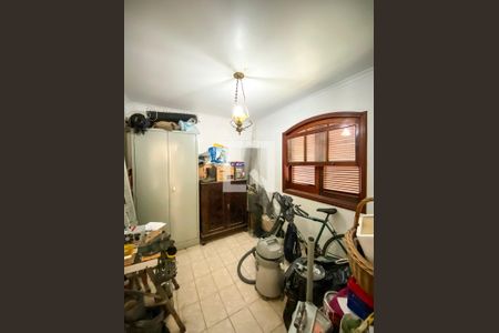 Casa para alugar com 340m², 4 quartos e 4 vagas Casa para alugar com 340m², 4 quartos e 4 vagasQuarto de Serviço