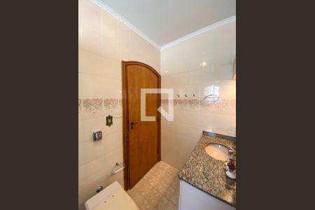 Casa para alugar com 340m², 4 quartos e 4 vagas Casa para alugar com 340m², 4 quartos e 4 vagasBanheiro da Suíte 3