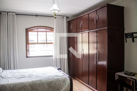 Casa para alugar com 340m², 4 quartos e 4 vagas Casa para alugar com 340m², 4 quartos e 4 vagasSuíte 1