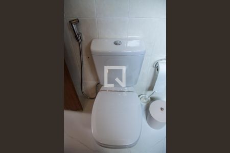 Casa para alugar com 340m², 4 quartos e 4 vagas Casa para alugar com 340m², 4 quartos e 4 vagasBanheiro da Suíte 1