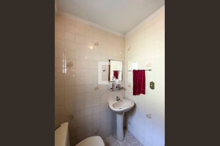 Casa para alugar com 340m², 4 quartos e 4 vagas Casa para alugar com 340m², 4 quartos e 4 vagasBanheiro de serviço