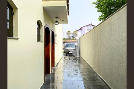 Casa para alugar com 340m², 4 quartos e 4 vagas Casa para alugar com 340m², 4 quartos e 4 vagasGaragem