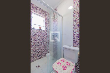 Casa à venda com 250m², 3 quartos e 4 vagasBanheiro da suíte 2