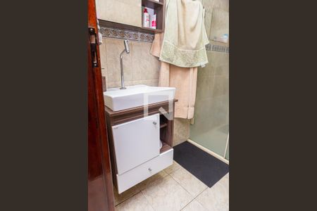 Casa à venda com 100m², 2 quartos e 2 vagasBanheiro