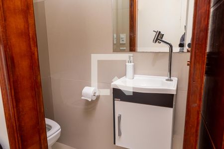 Casa à venda com 100m², 2 quartos e 2 vagasBanheiro 2