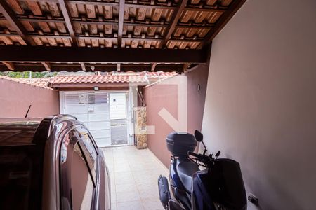 Casa à venda com 100m², 2 quartos e 2 vagasGaragem