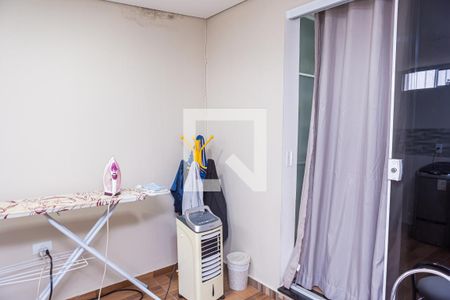 Casa à venda com 100m², 2 quartos e 2 vagasÁrea de Serviço