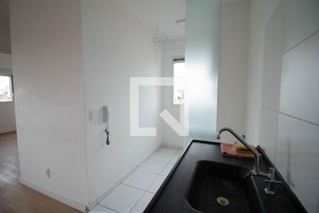 Cozinha de apartamento para alugar com 2 quartos, 43m² em Vila Gustavo, São Paulo