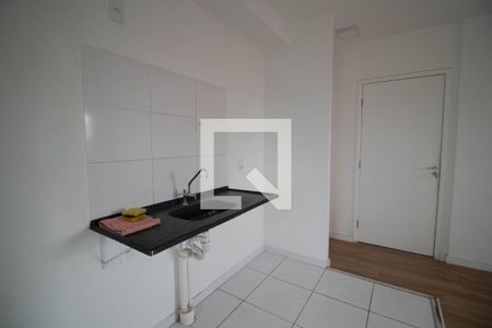 Cozinha de apartamento para alugar com 2 quartos, 43m² em Vila Gustavo, São Paulo