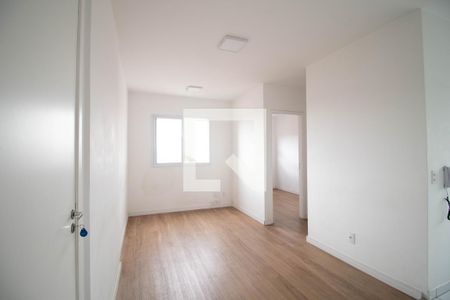 Sala de apartamento para alugar com 2 quartos, 43m² em Vila Gustavo, São Paulo