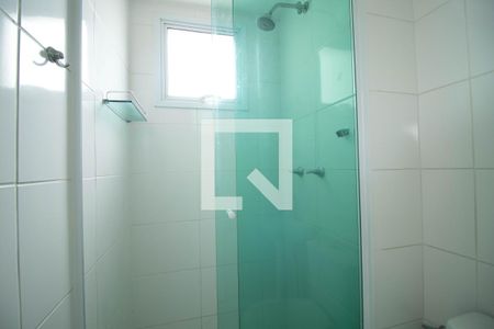 Banheiro de apartamento para alugar com 2 quartos, 43m² em Vila Gustavo, São Paulo