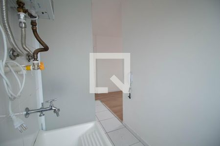 Área de serviço de apartamento para alugar com 2 quartos, 43m² em Vila Gustavo, São Paulo