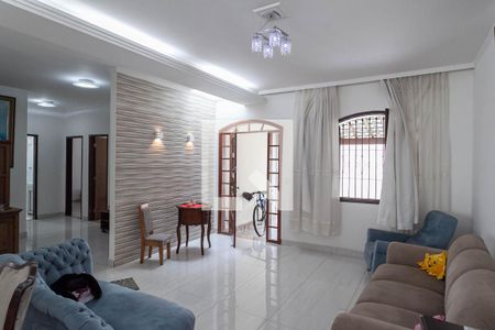 Sala 1 de casa para alugar com 3 quartos, 200m² em Santa Amelia, Belo Horizonte
