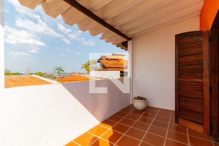 Casa para alugar com 186m², 3 quartos e 2 vagasQuarto 1 - Varanda