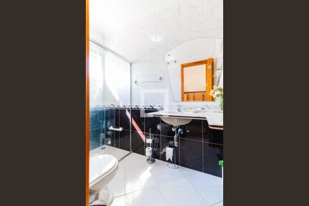 Casa para alugar com 186m², 3 quartos e 2 vagasBanheiro da Suíte 1