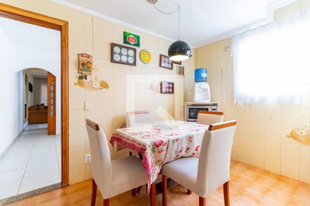 Casa para alugar com 186m², 3 quartos e 2 vagasCozinha