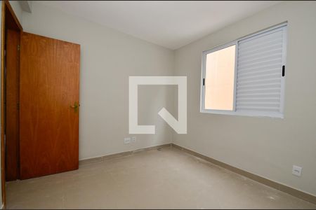 Quarto 1 de apartamento para alugar com 3 quartos, 85m² em Fernão Dias, Belo Horizonte