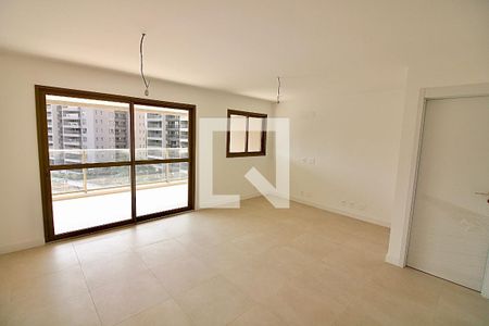 Sala de apartamento para alugar com 2 quartos, 121m² em Barra da Tijuca, Rio de Janeiro