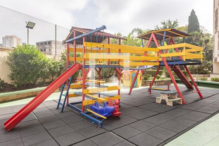 Apartamento para alugar com 50m², 2 quartos e sem vaga Apartamento para alugar com 50m², 2 quartos e sem vagaÁrea comum - Playground