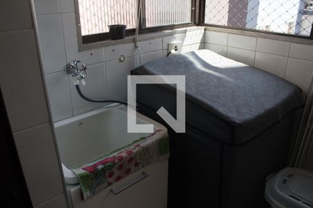 Apartamento à venda com 73m², 2 quartos e 2 vagasÁrea de Serviço