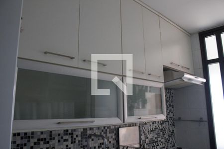 Apartamento à venda com 73m², 2 quartos e 2 vagasCozinha