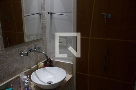 Apartamento à venda com 73m², 2 quartos e 2 vagasBanheiro