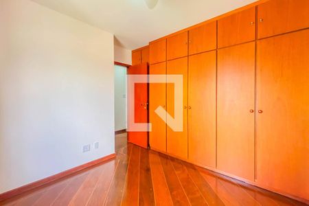 Apartamento à venda com 126m², 4 quartos e 2 vagasQuarto 1