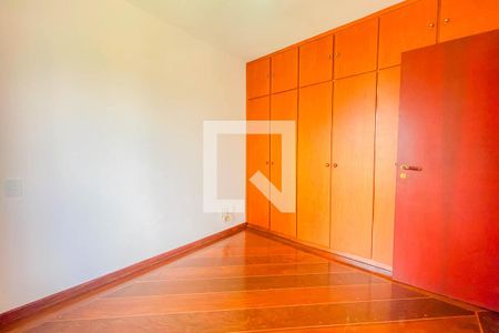 Apartamento à venda com 126m², 4 quartos e 2 vagasQuarto 2