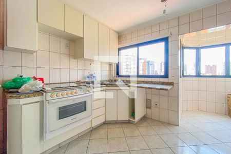 Apartamento à venda com 126m², 4 quartos e 2 vagasCozinha