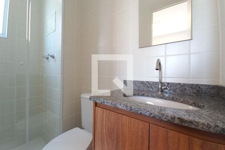 Apartamento à venda com 67m², 3 quartos e 1 vaga Apartamento à venda com 67m², 3 quartos e 1 vagaBanheiro da Suíte