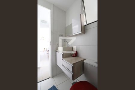 Apartamento para alugar com 46m², 2 quartos e sem vagaBanheiro