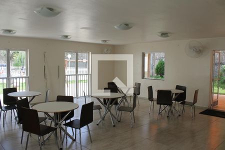 Apartamento para alugar com 46m², 2 quartos e sem vagaÁrea comum - Salão de festas