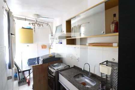 Apartamento para alugar com 46m², 2 quartos e sem vagaCozinha e Área de Serviço