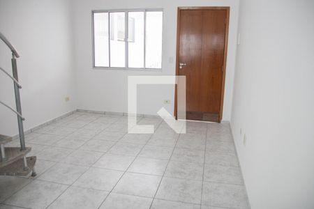 Sala de casa para alugar com 2 quartos, 96m² em Parque Vitoria, São Paulo