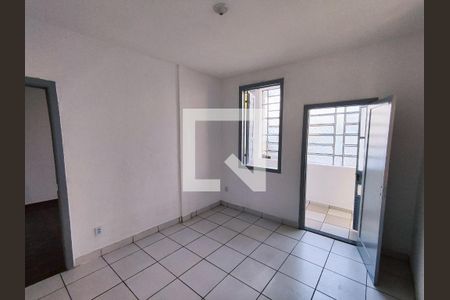 Sala de casa para alugar com 2 quartos, 50m² em Piedade, Rio de Janeiro