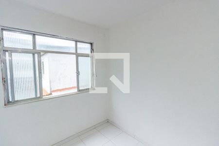 Quarto 1 de apartamento para alugar com 3 quartos, 68m² em Irajá, Rio de Janeiro
