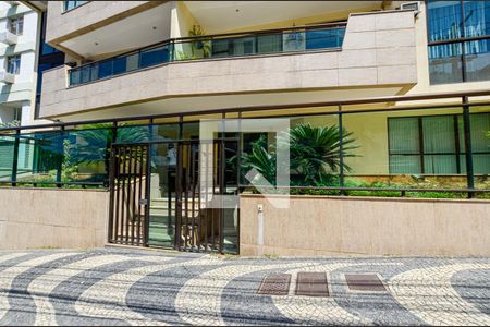 Apartamento para alugar com 125m², 3 quartos e 3 vagas Apartamento para alugar com 125m², 3 quartos e 3 vagasEntrada