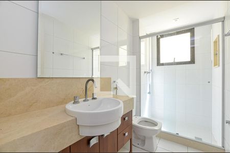 Apartamento para alugar com 125m², 3 quartos e 3 vagas Apartamento para alugar com 125m², 3 quartos e 3 vagasBanheiro