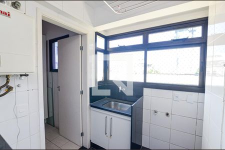 Apartamento para alugar com 125m², 3 quartos e 3 vagas Apartamento para alugar com 125m², 3 quartos e 3 vagasÁrea de Serviço
