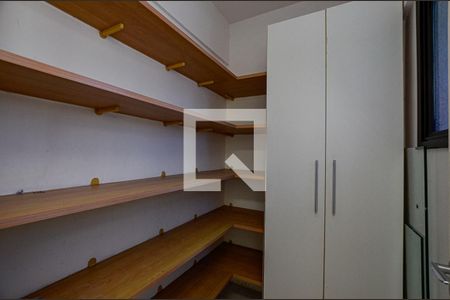 Apartamento para alugar com 125m², 3 quartos e 3 vagas Apartamento para alugar com 125m², 3 quartos e 3 vagasÁrea de Serviço