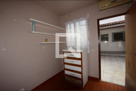 Casa de condomínio à venda com 300m², 4 quartos e 2 vagasQuarto de Serviço 2
