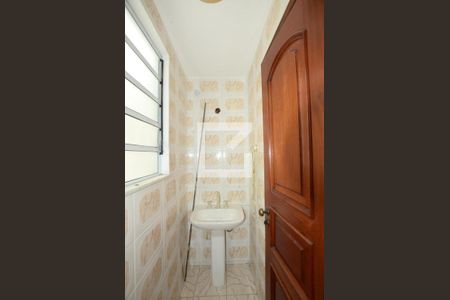 Lavabo de casa de condomínio à venda com 4 quartos, 300m² em Vila Kosmos, Rio de Janeiro