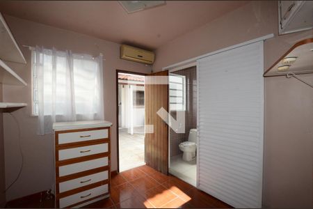 Casa de condomínio à venda com 300m², 4 quartos e 2 vagasQuarto de Serviço 2