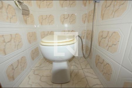 Lavabo de casa de condomínio à venda com 4 quartos, 300m² em Vila Kosmos, Rio de Janeiro
