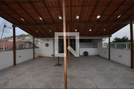 Casa de condomínio à venda com 300m², 4 quartos e 2 vagasTerraço 2