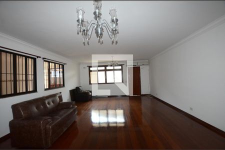 Sala de casa de condomínio à venda com 4 quartos, 300m² em Vila Kosmos, Rio de Janeiro