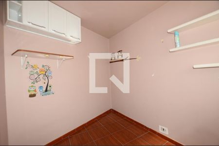 Casa de condomínio à venda com 300m², 4 quartos e 2 vagasQuarto de Serviço 2